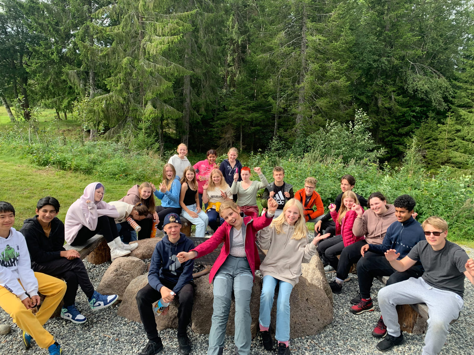 Elever på Akademiet Ungdomsskole Lier på tur til Eiksetra