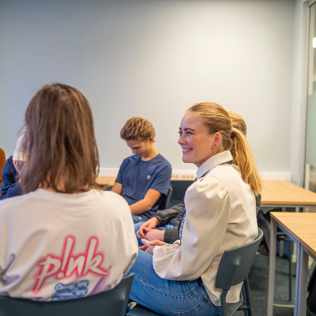 agorasirkel på akademiet vgs bislett