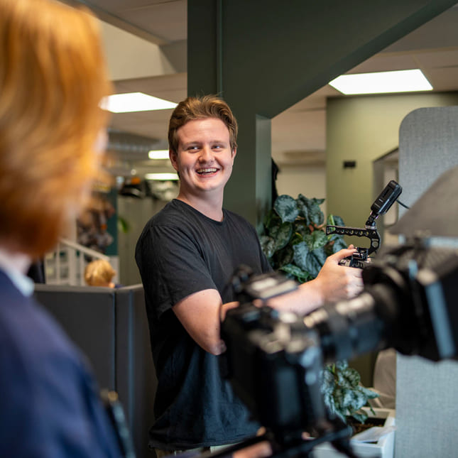 Elev med IM-utstyr på Akademiet VGS Oslo