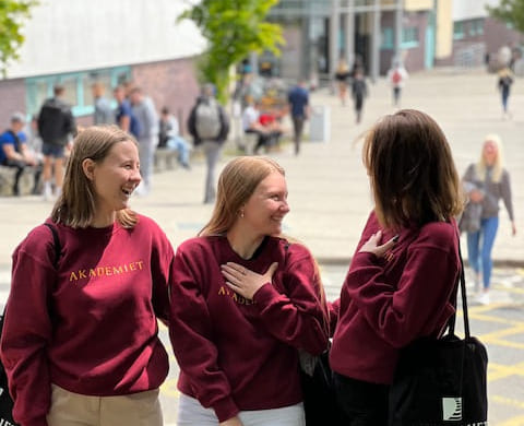 Tre studenter på utveksling i England