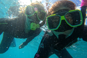 Katja dykker i Great Barrier Reef i Australia