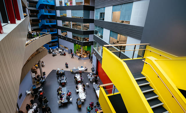 Skolen i Cardiff