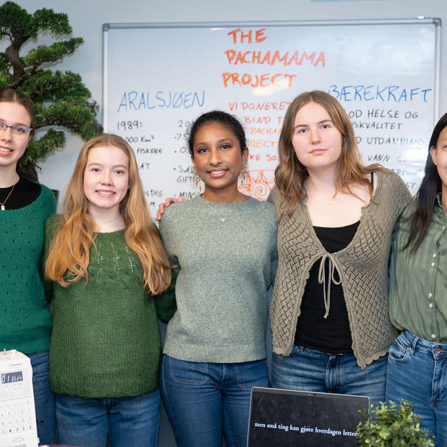 Elevgruppe har stand som prosjekt på NRG-U