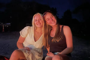 Anna og en venninne på utveksling