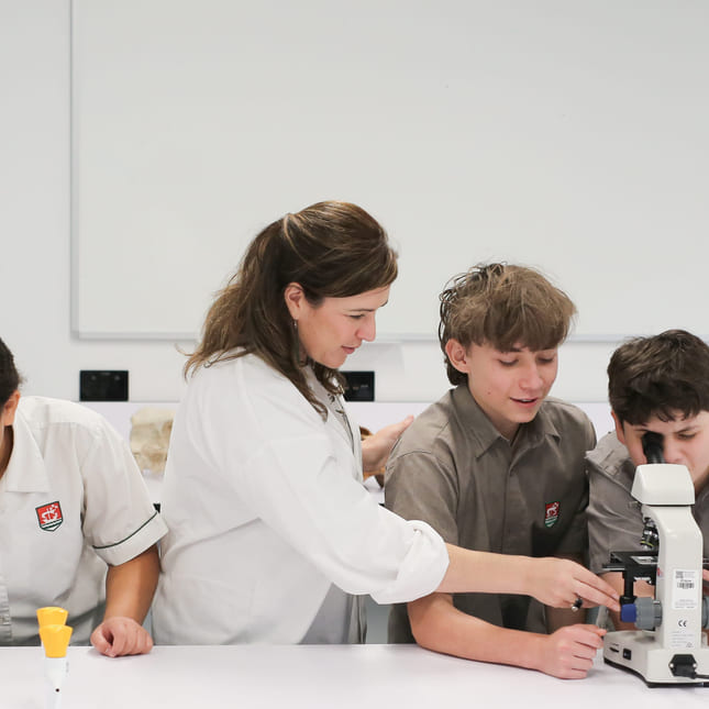 Labøvelse på Onehunga High School